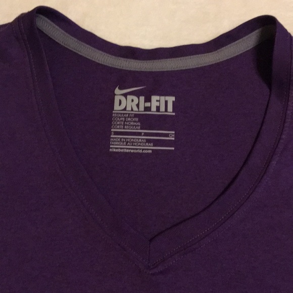 Nike dri fit shirt - Picture 2 of 7